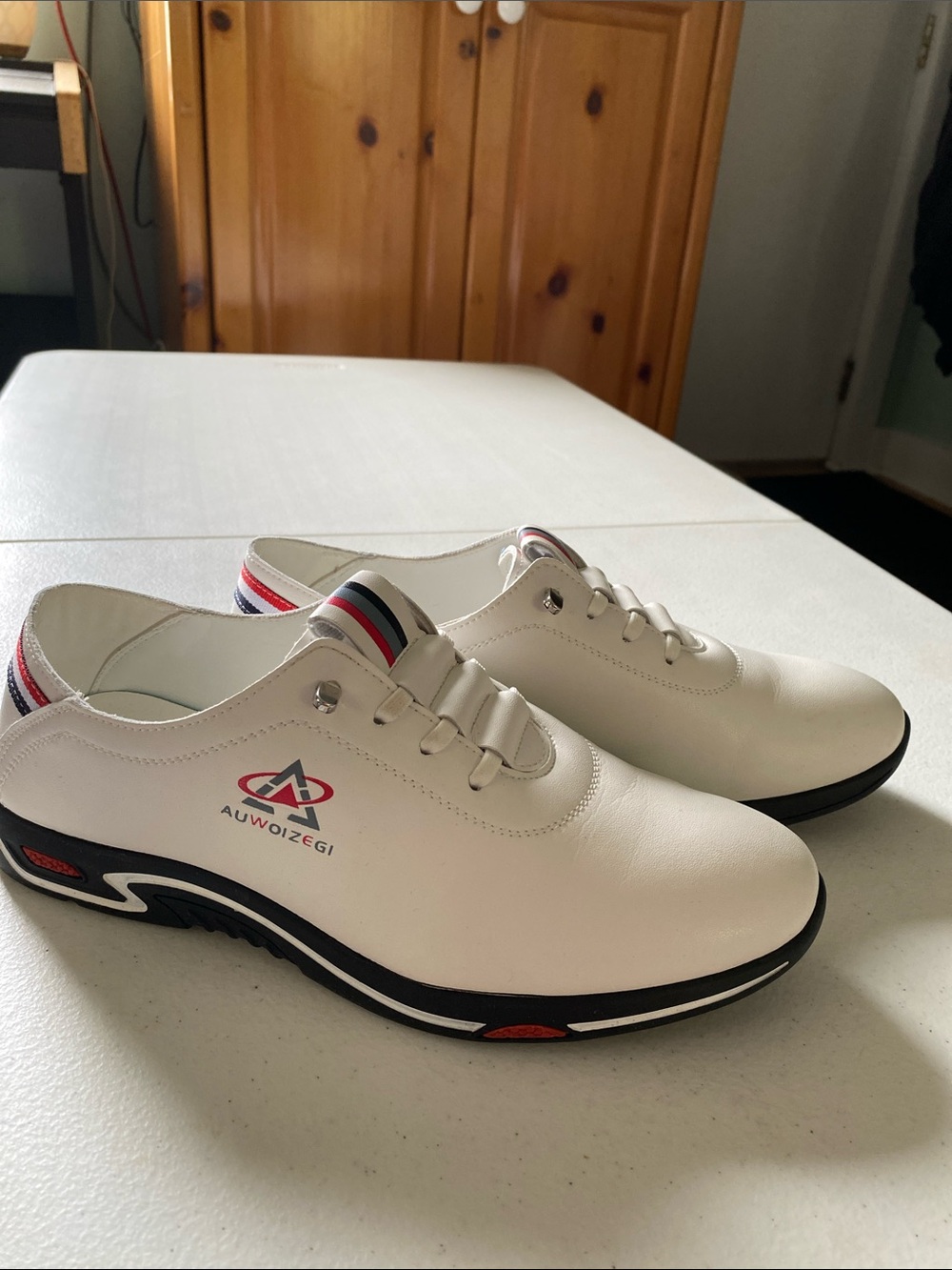 Men’s White Casual Shoes